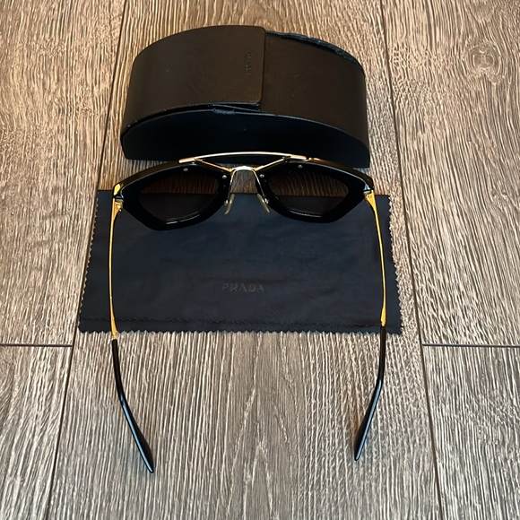 PRADA Cinema Bridge Cat-Eye Sunglasses - Picture 5 of 16